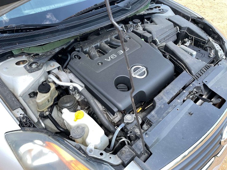 2007-nissan-altima-sl-4-door-sedan-(254,637-miles)-image-8