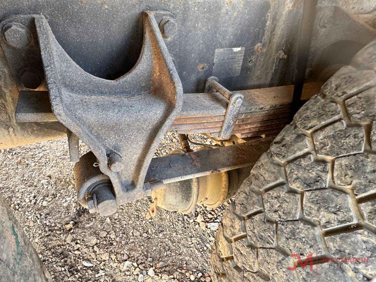 2003-ford-f750-xl-image-13