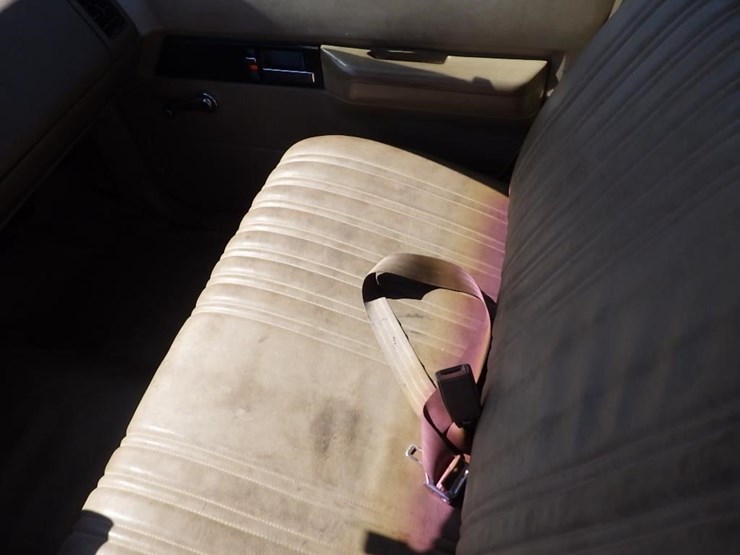 1994-chevrolet-3500-image-32