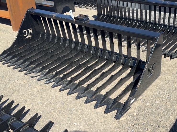 #1023-•-74"-skid-steer-skeleton-bucket-image-1