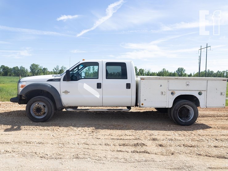 2012-ford-f550-image-3
