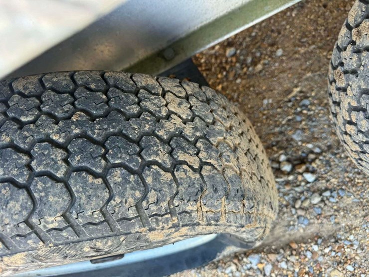 robalo-2240-walkaround-yacht-boat-with-cabin-image-30