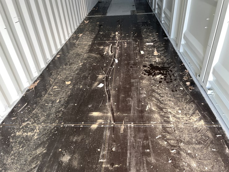 #111-•-40'-high-cube-multi-door-shipping-container-image-16