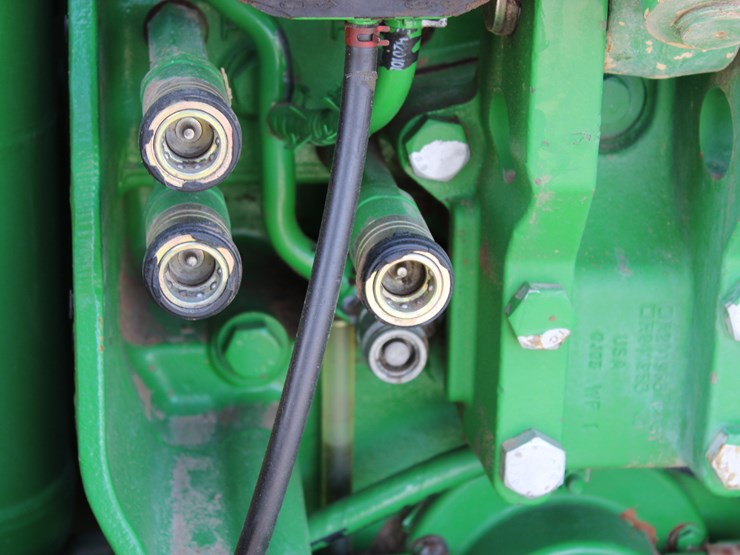 2012-john-deere-8270r-image-63
