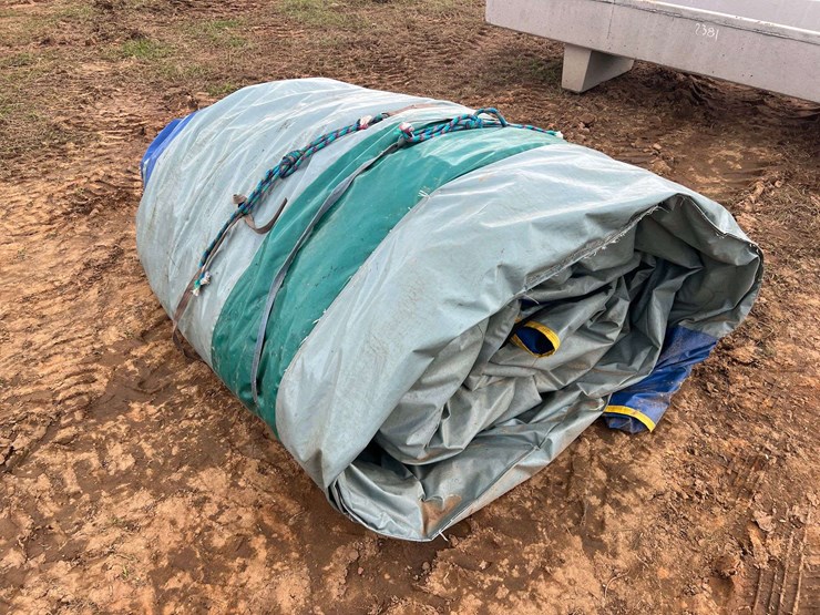 single-lane-18'-inflatable-dry-slide-image-6