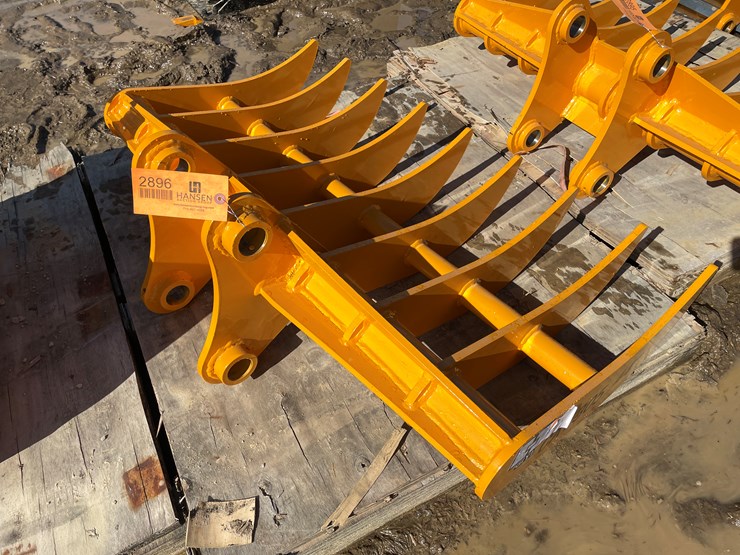 caterpillar-305-image-5