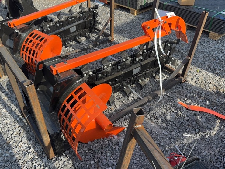 #6045-•-future-dingo-trencher-image-3