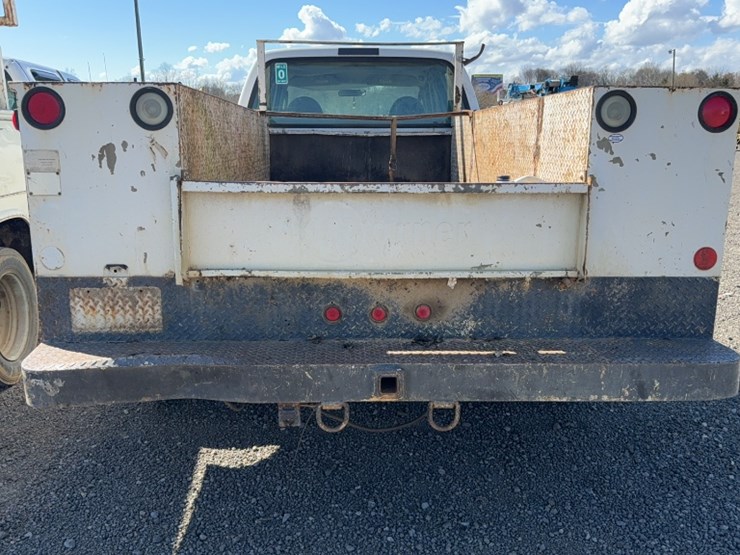 2003-ford-f450-image-9