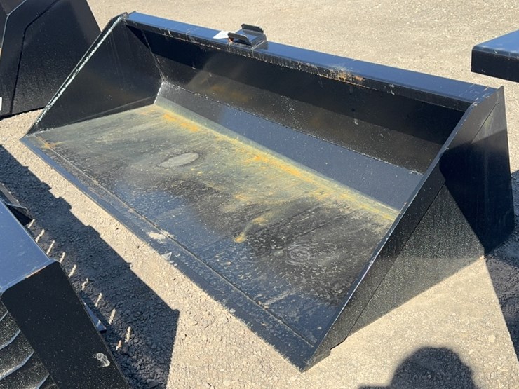 #1038-•-90"-skid-steer-smooth-bucket-image-1