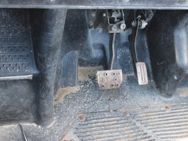 2013-honda-big-red-image-28