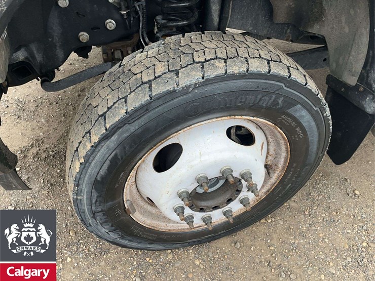 2017-ford-f550-image-10