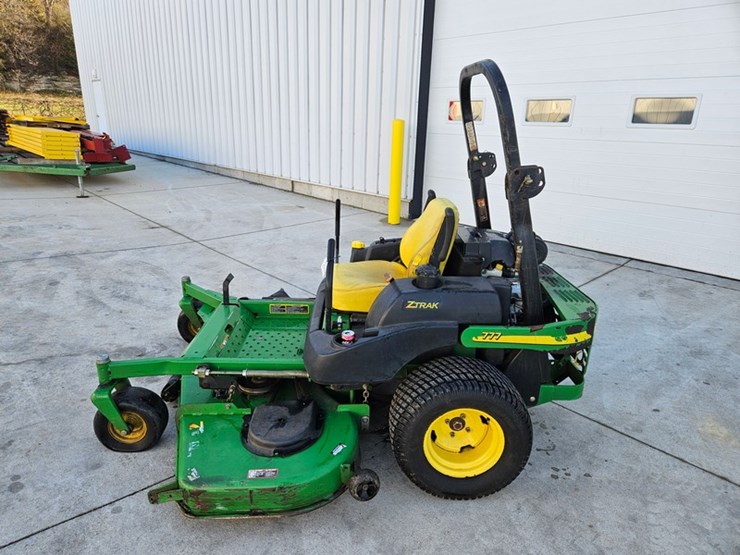 john-deere-777-image-2