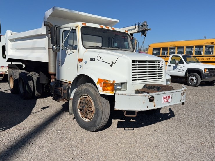 1998-international-4900-image-3