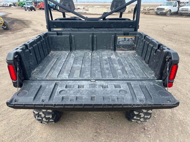 2023-can-am-defender-hd9-image-9