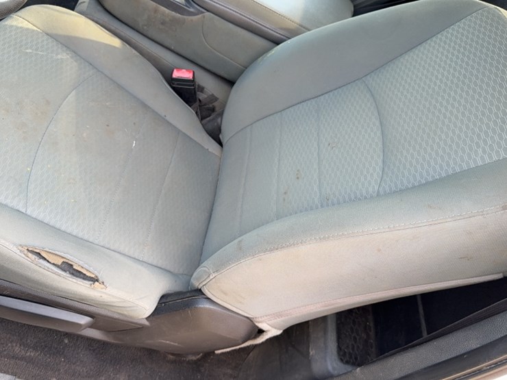 2015-dodge-1500-image-16