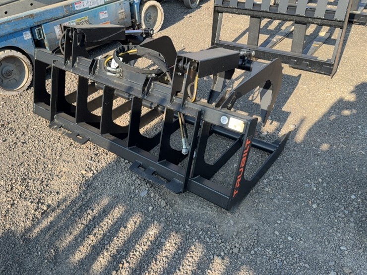 #2085-•-trubilt-66"-skid-steer-2-cyl-grapple-image-3