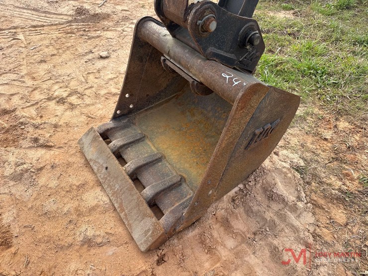 2020-bobcat-e26-image-13