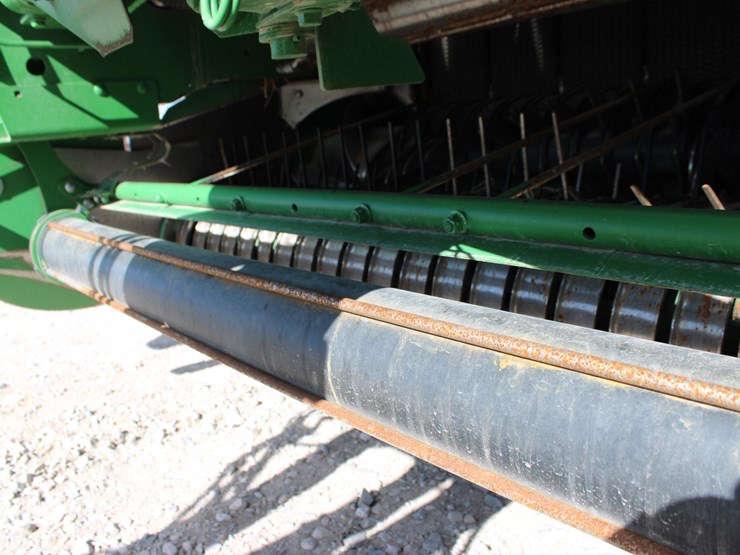 2022-john-deere-560r-image-23