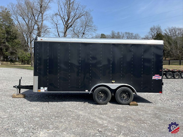 2023-interstate-west-victory-t/a-16’-enclosed-tag-trailer-image-2