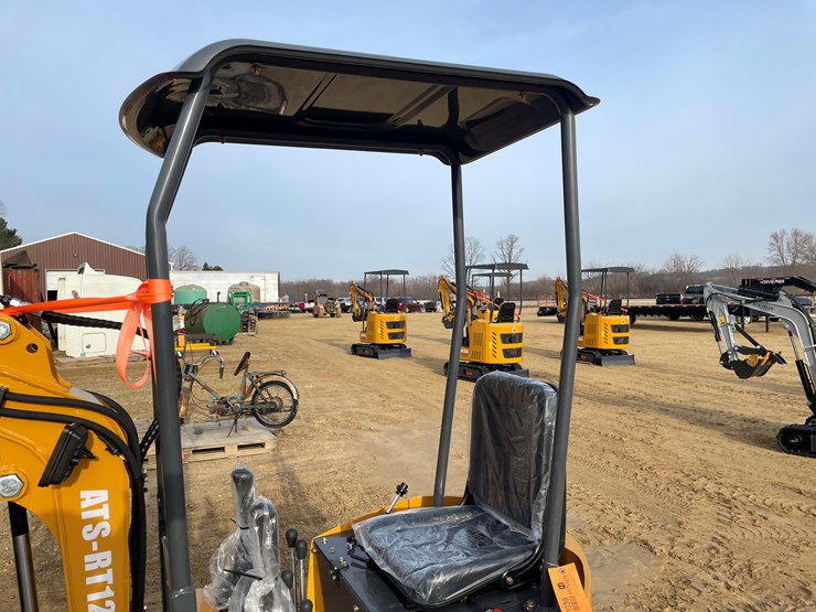 #1039-•-new-ats-rt12r-mini-excavator-image-33