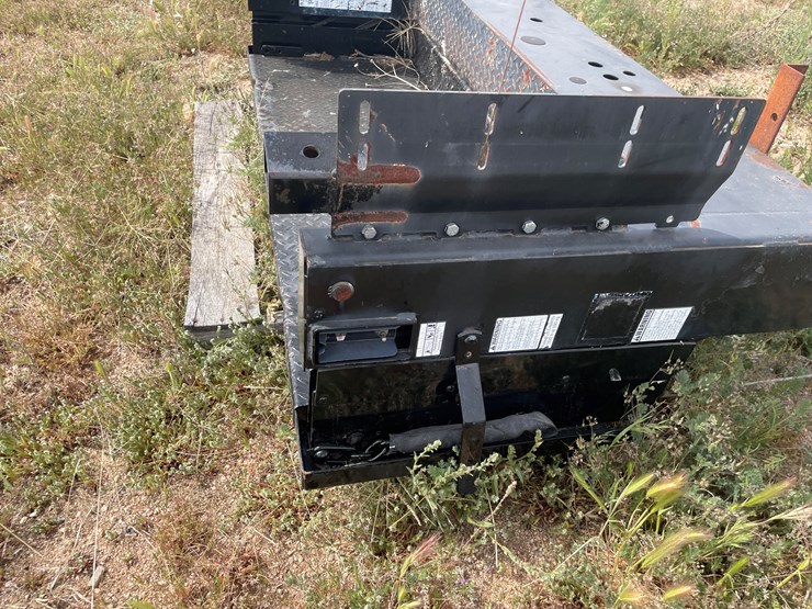 #4065-•-lift-gate-image-7