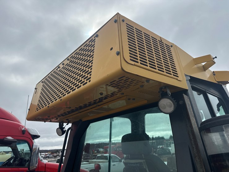 deere-550k-lgp-image-18