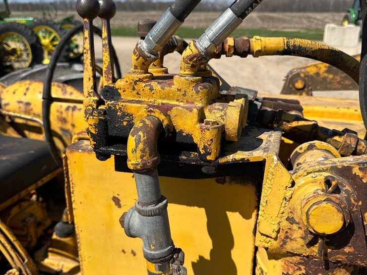 john-deere-40-image-13