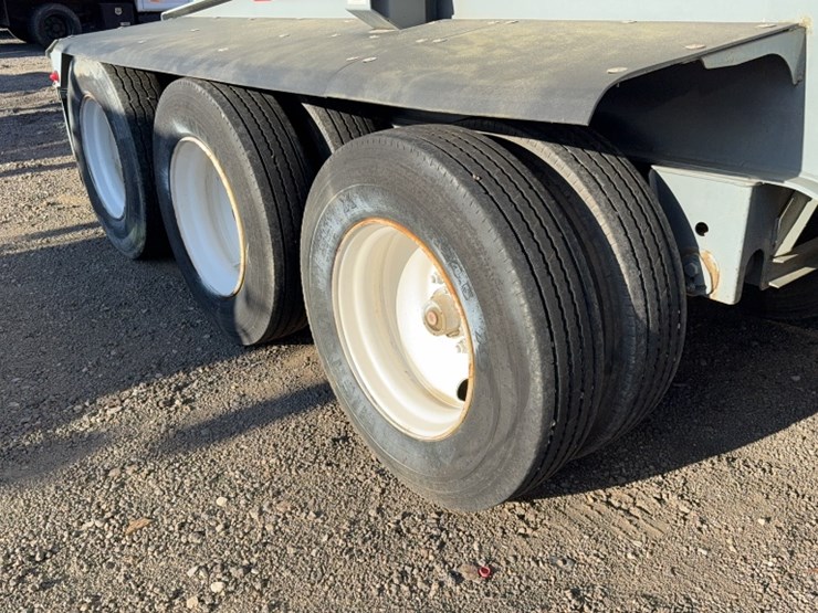 2004-axle-dump-trailer-image-4