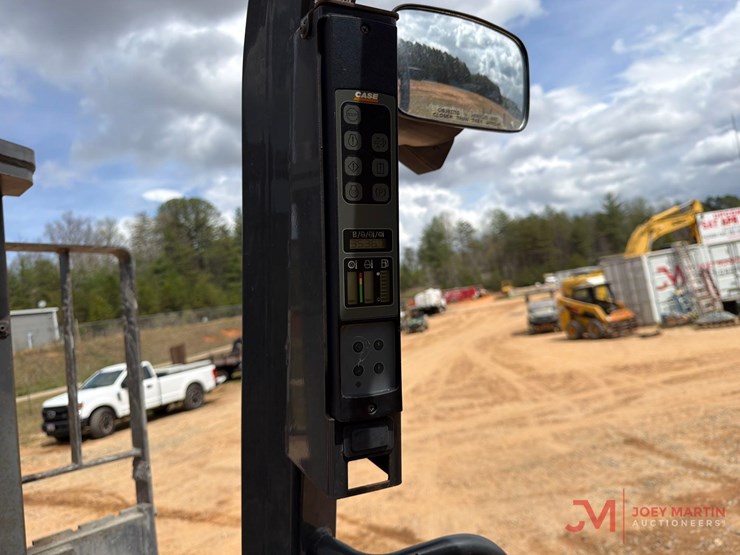 2019-case-586h-image-22