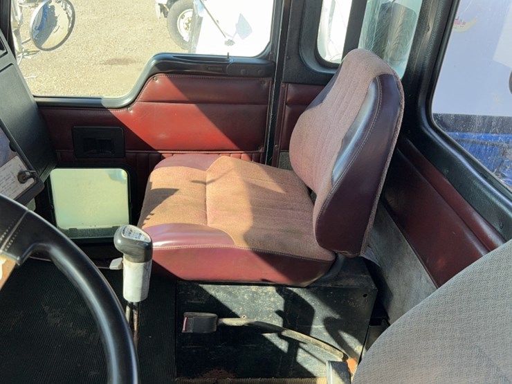 1997-kenworth-t800-image-19