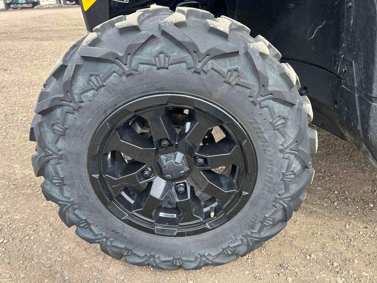 2023-can-am-defender-hd9-image-16