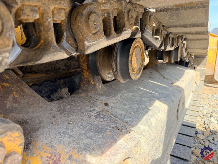 2018-komatsu-d51exi-24-image-13