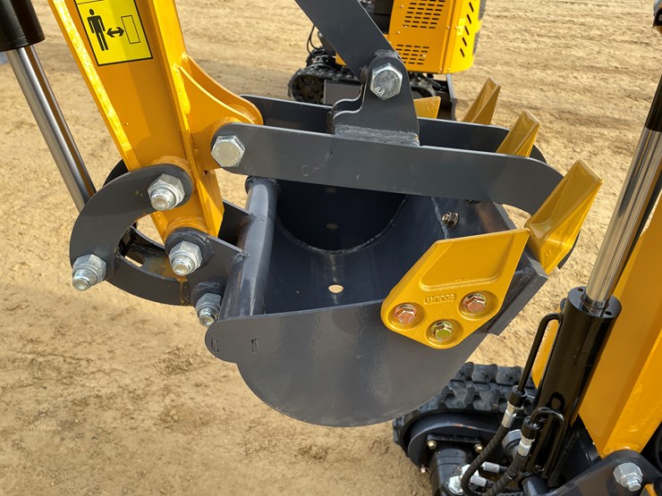 #1038-•-new-ats-rt15r-mini-excavator-image-27