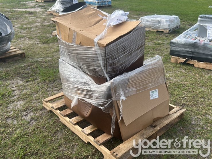 john-deere-100-image-1