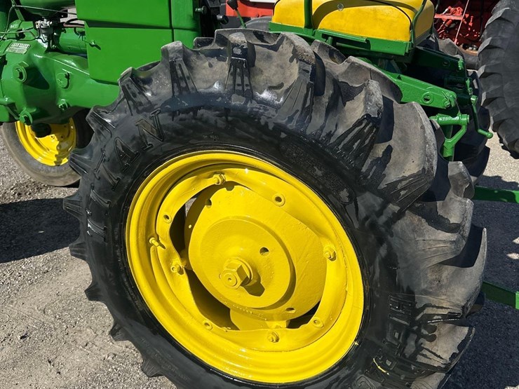 john-deere-420-image-10