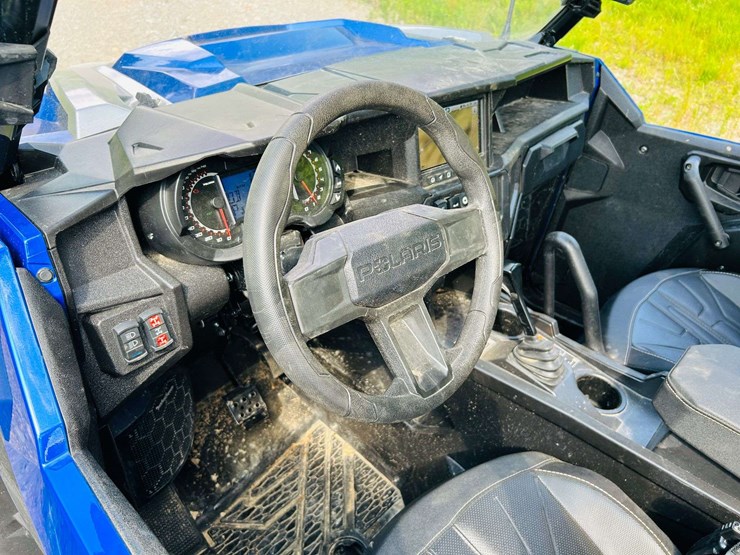 2024-general-polaris-image-28