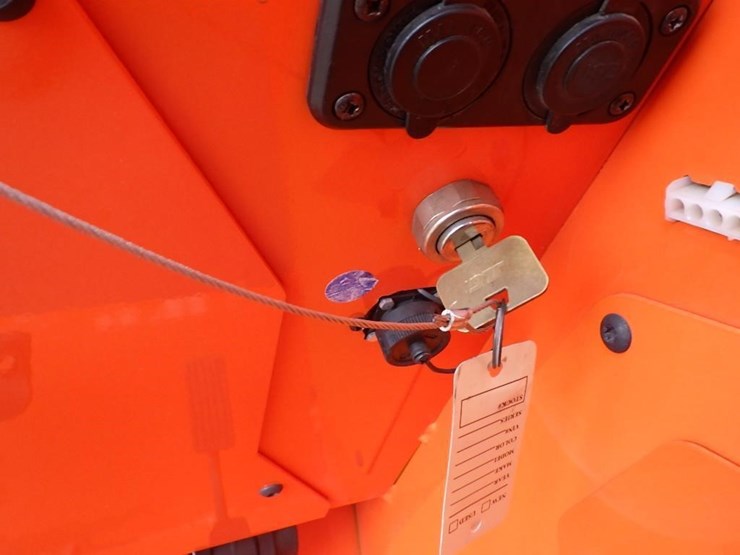 2024-sky-trak-6034-image-29