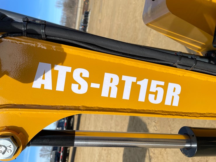 #1035-•-new-ats-rt15r-mini-excavator-image-9