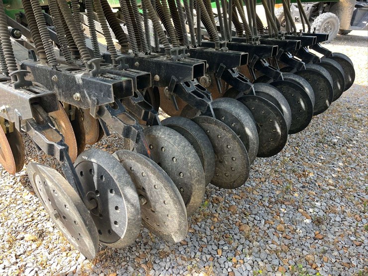 2010-great-plains-3p1006nt-image-14