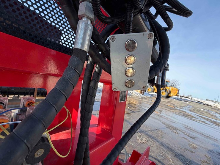 2025-skid-steer-tree-shear-image-16