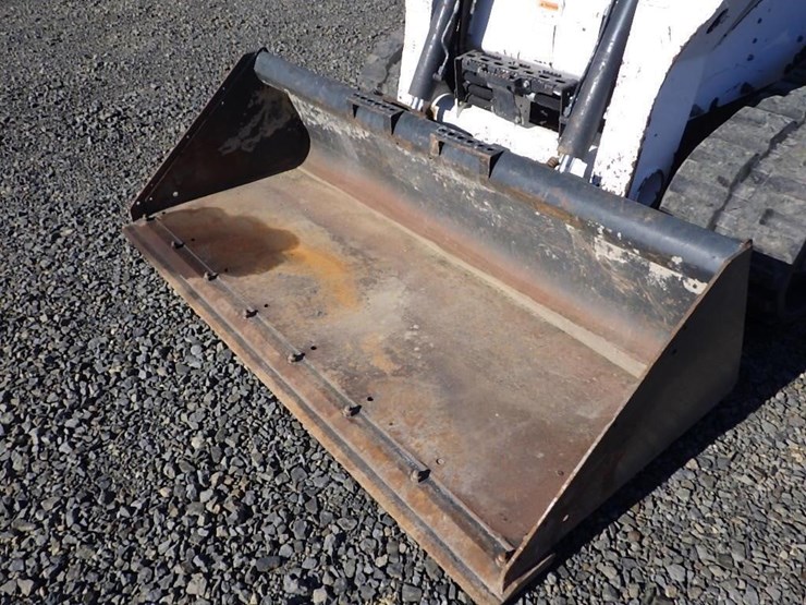 2021-bobcat-t740-image-13