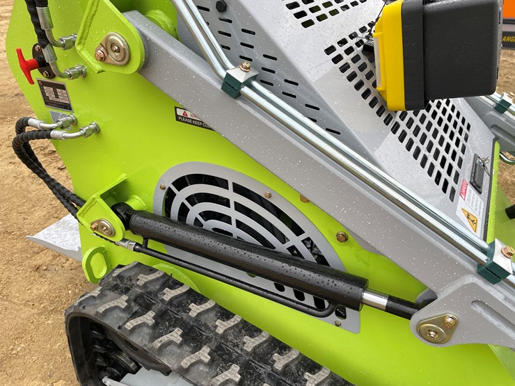 #210-•-new-ats-power-mini-skid-steer-loader-image-16