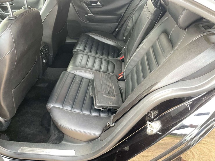 2014-volkswagen-cc-executive-4-door-sedan-(137,439-miles)-image-14