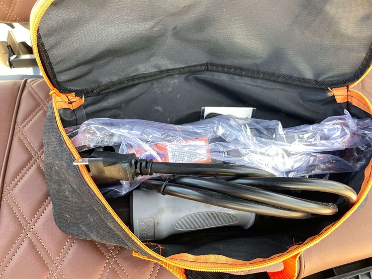 2025-sd-lanch-street-legal-4-seater-golf-cart-w/-on-board-charger-(1-mile-showing)-image-13