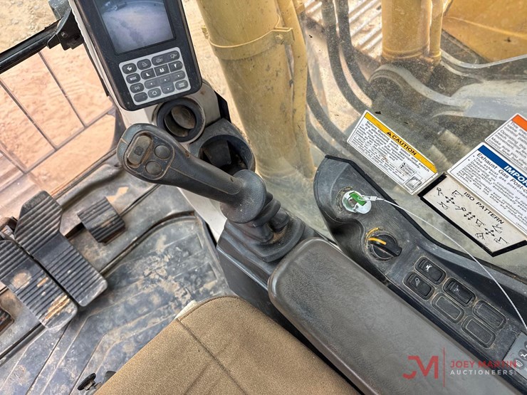 kobelco-sk350-lc-9e-image-31