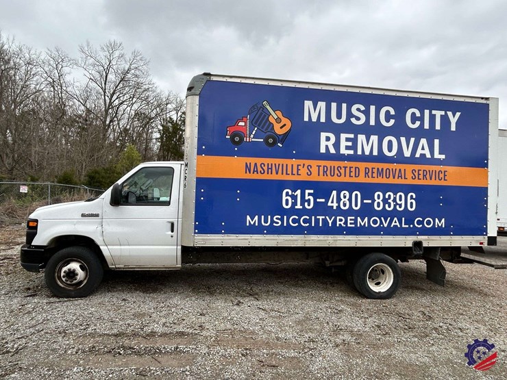 2017-ford-e450-image-2