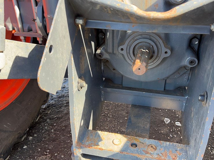 2016-kubota-m6-131-image-42