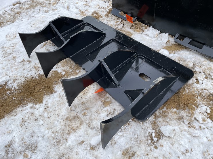 #2013-•-skid-steer-drag-ripper-attachment-image-1