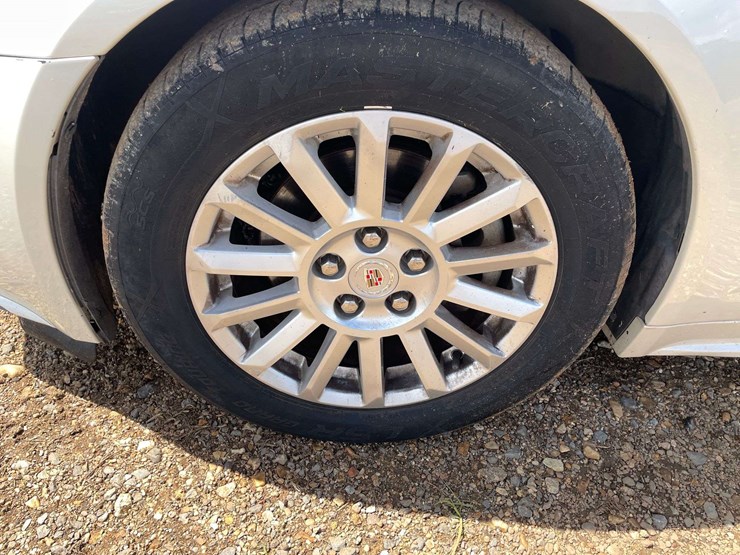 2011-cadillac-cts-4-door-sedan-(182,813-miles)-image-19