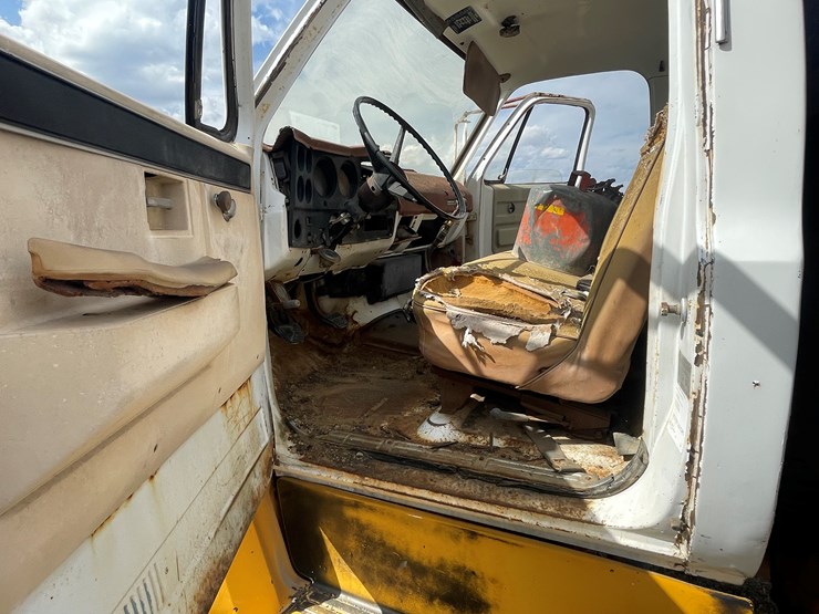 chevrolet-c65-image-39